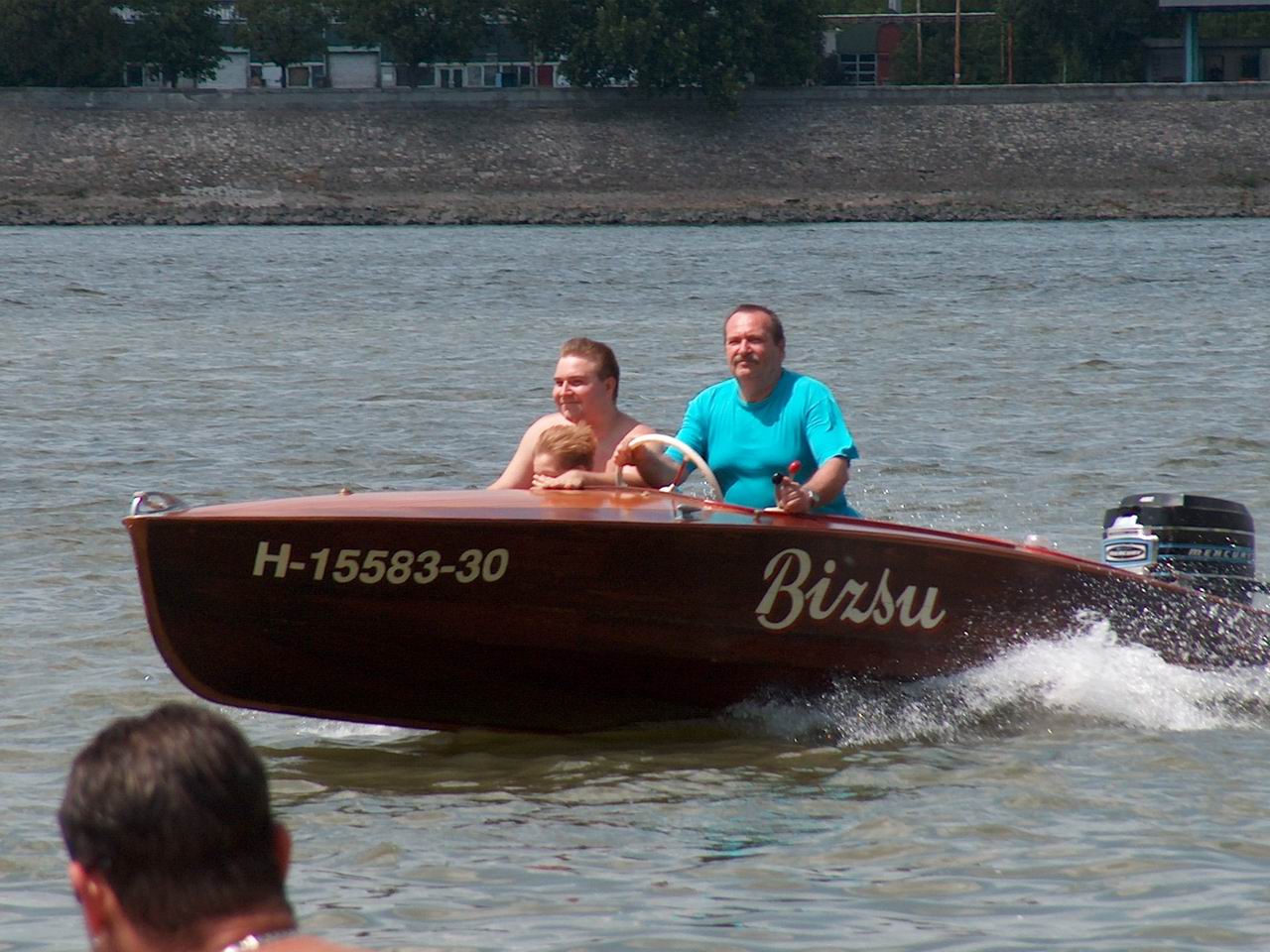 Bizsu